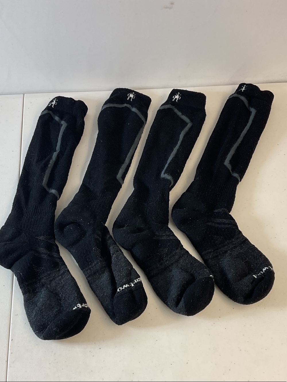 Men's Smartwool LG tall black‎ thick socks 2 pair